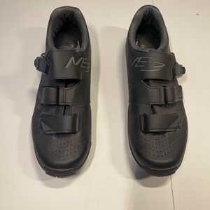 Shimano ME3 cycling men’s 43 EU BLACK
